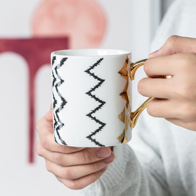 Gift Set - Coffee Mug with Gold Handle - Geometric - Image 3